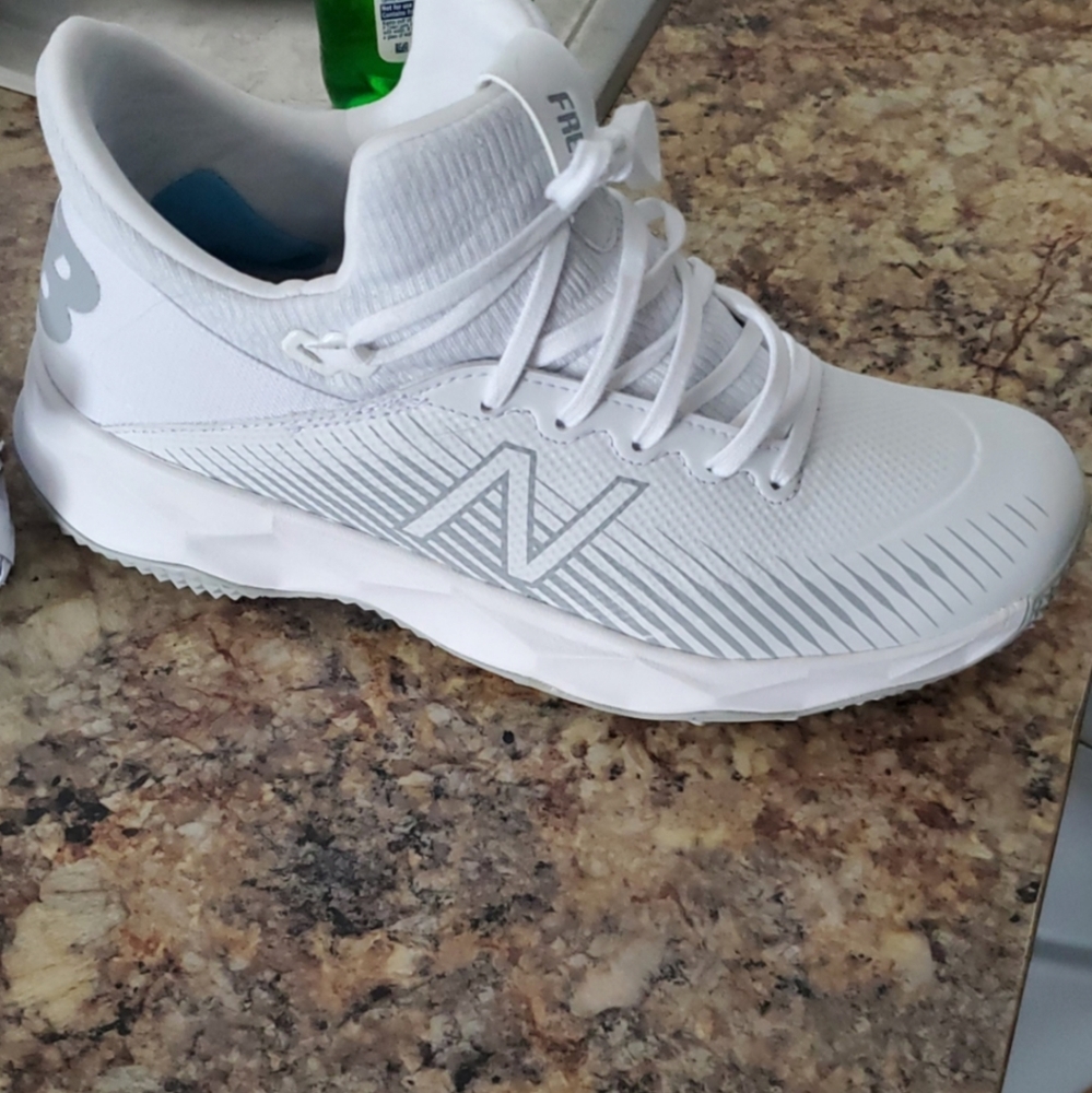 Freeze 2.0 LX turf lacrosse cleat